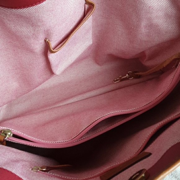 Dooney and Bourke Vintage XL Leather Tote, EUC - Picture 12 of 16